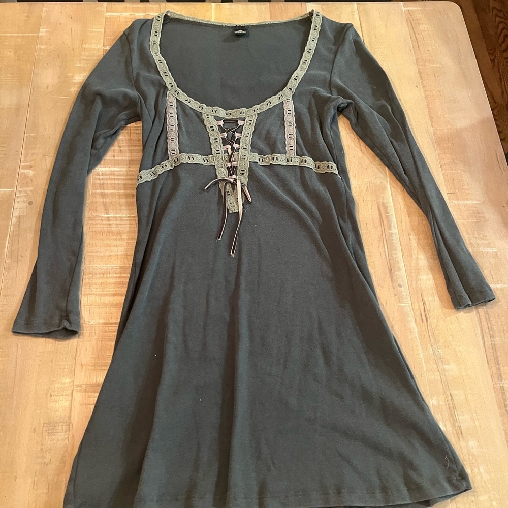 l*space Olive Green Lace-Trim Top